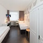 فندق Aachener Stadthotel 2*
