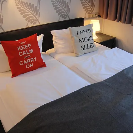 ホテル クローネ シティ ユーログレス 3*