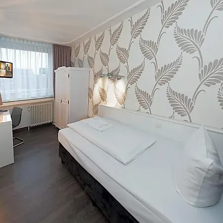 Aachener Stadthotel 2*